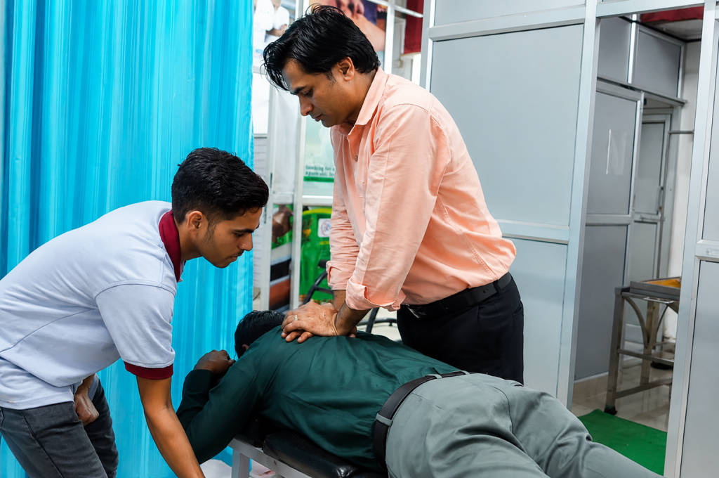 How Chiropractic Treatment Can Help with Cervical Spondylitis
